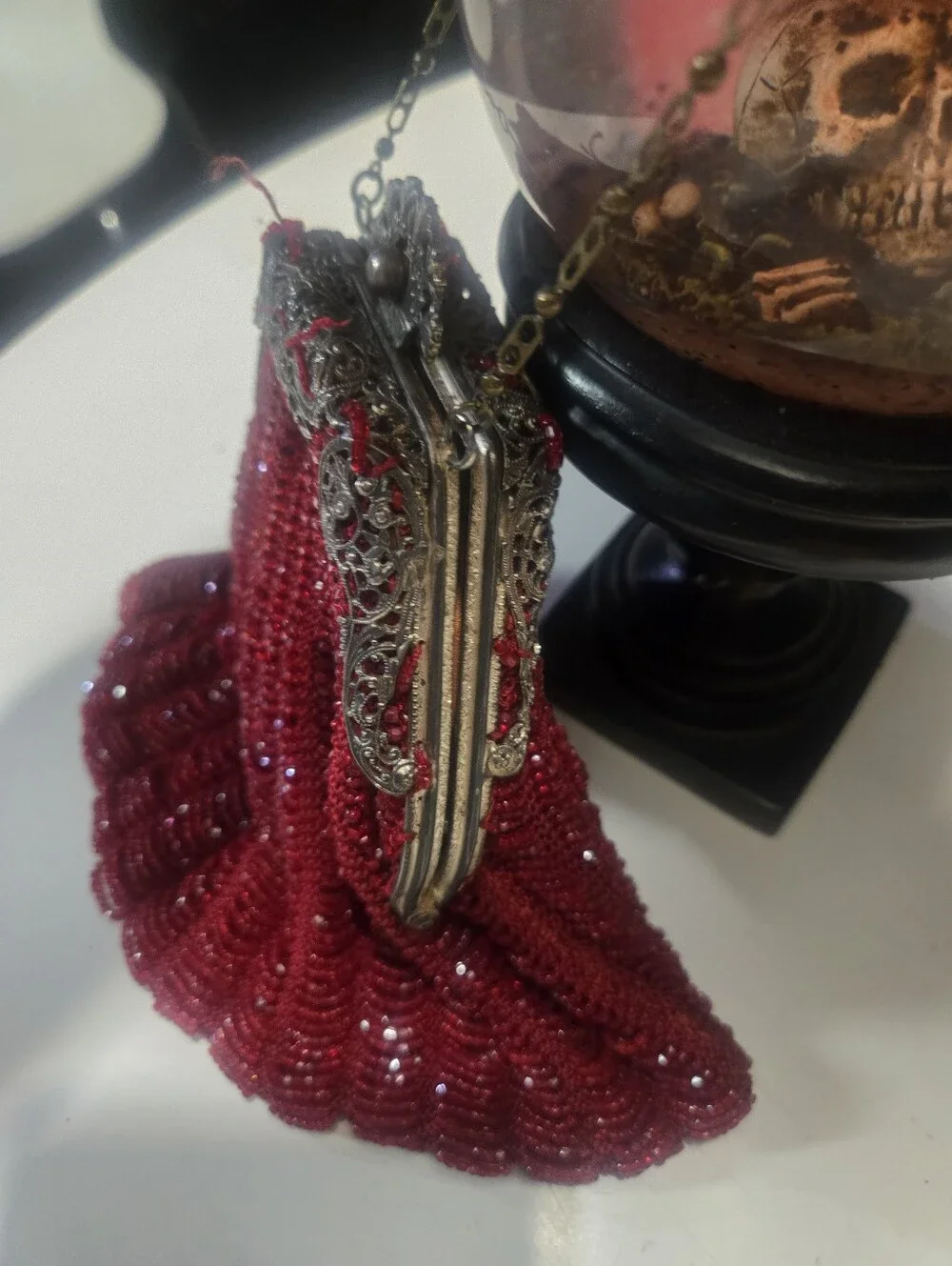 Vintage Red Beaded Purse. Excellent Condition. All Parts Work. No Rips Or Tears!